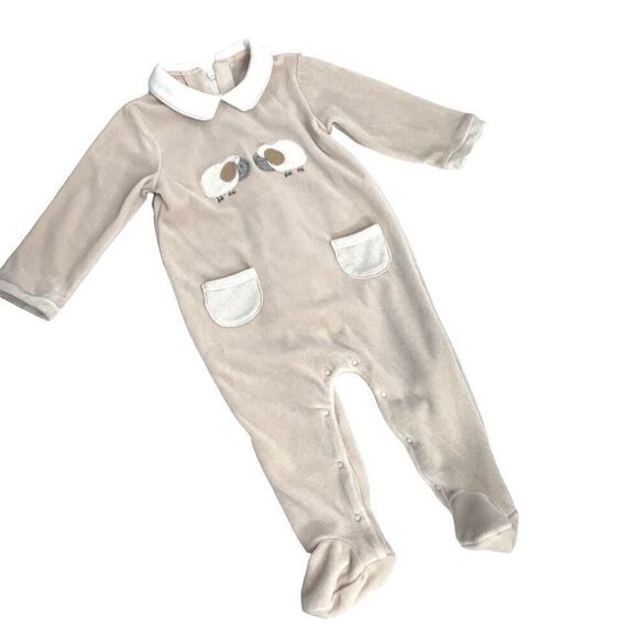 Mayoral Other - Mayoral velvet‎ footie pajama bodysuit Size 6-9M neutral beige sheep